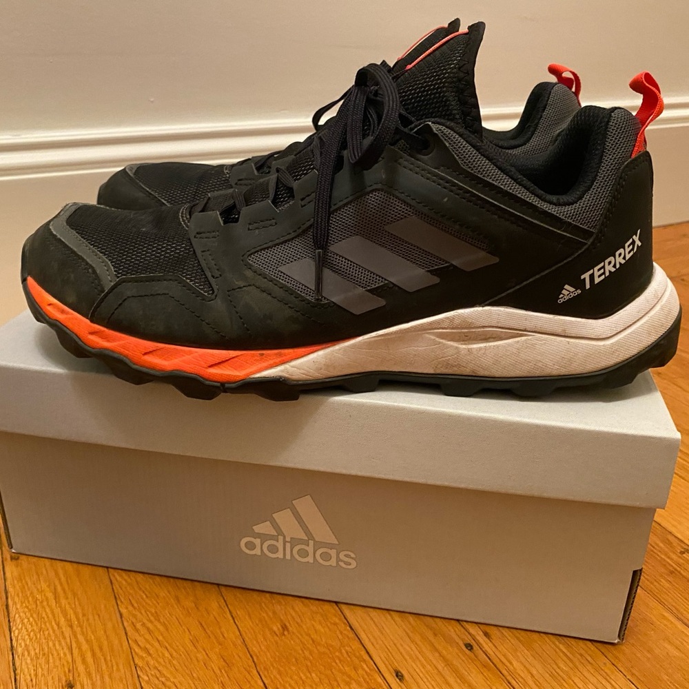 GOOD CONDITION Adidas Terrex 335 Trail Runners